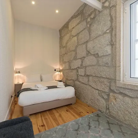 Downtown Almada Loft Porto