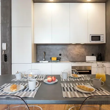 Downtown Almada Loft Apartamento
