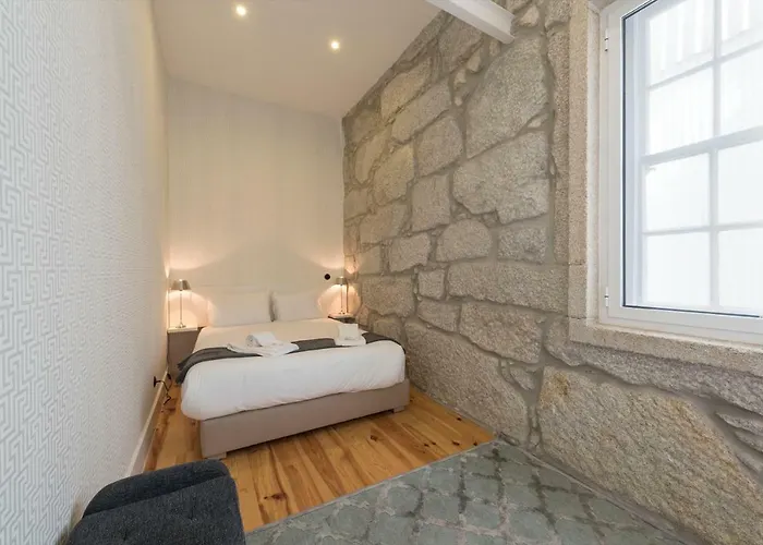 Downtown Almada Loft ポルト