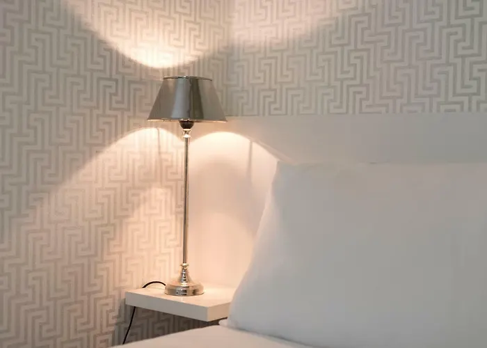 Downtown Almada Loft Apartment Porto