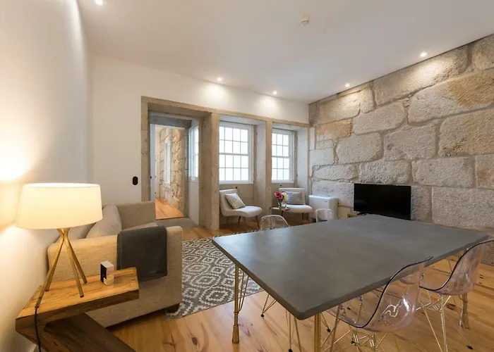 Downtown Almada Loft Porto